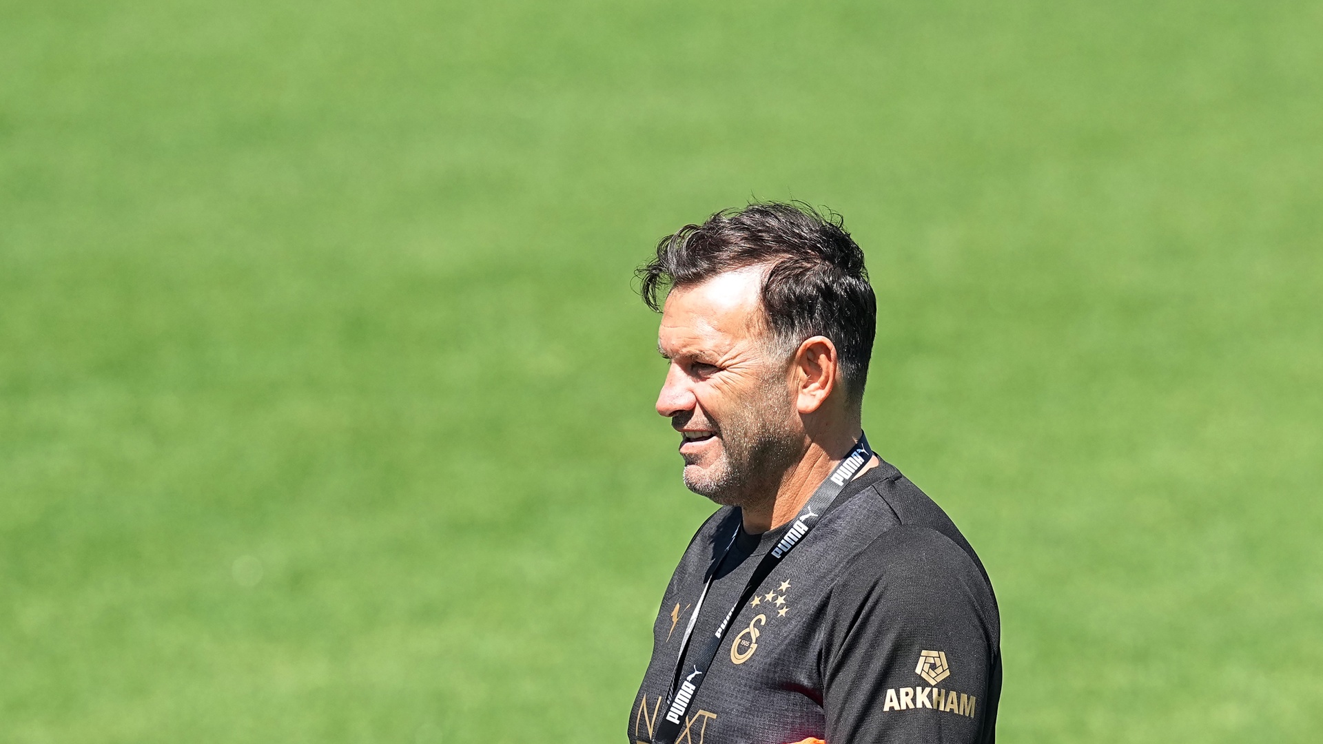 Galatasaray'da Rizespor Hazırlığı: Okan Buruk'tan Kritik Mesaj!