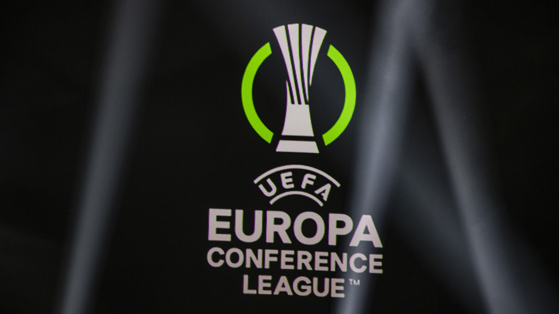 Konferans Ligi'nde Play-Off Rüzgarı Esiyor: Røvan'da Kıran Kırana Mücadele Başlıyor!