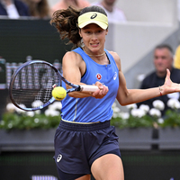 Zeynep Sönmez, tarih yazmanın eşiğinde!