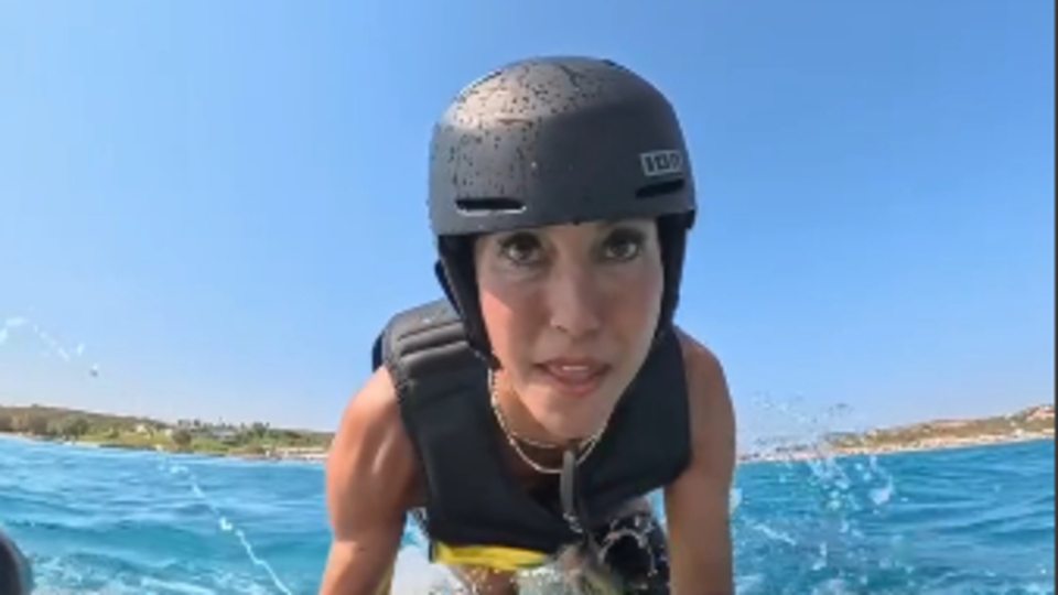 Bütün tatilini ona ayırdı