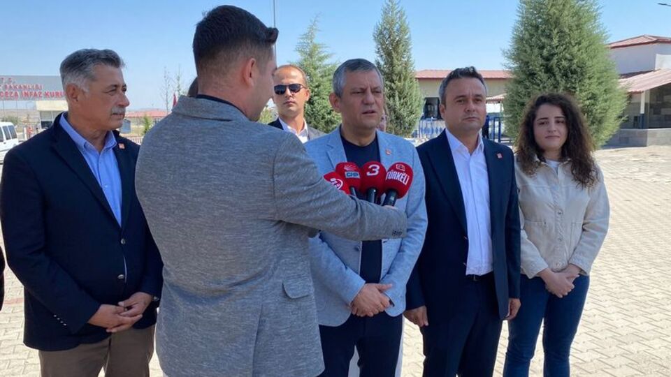 CHP lideri Özel'den tutuklu ziyareti