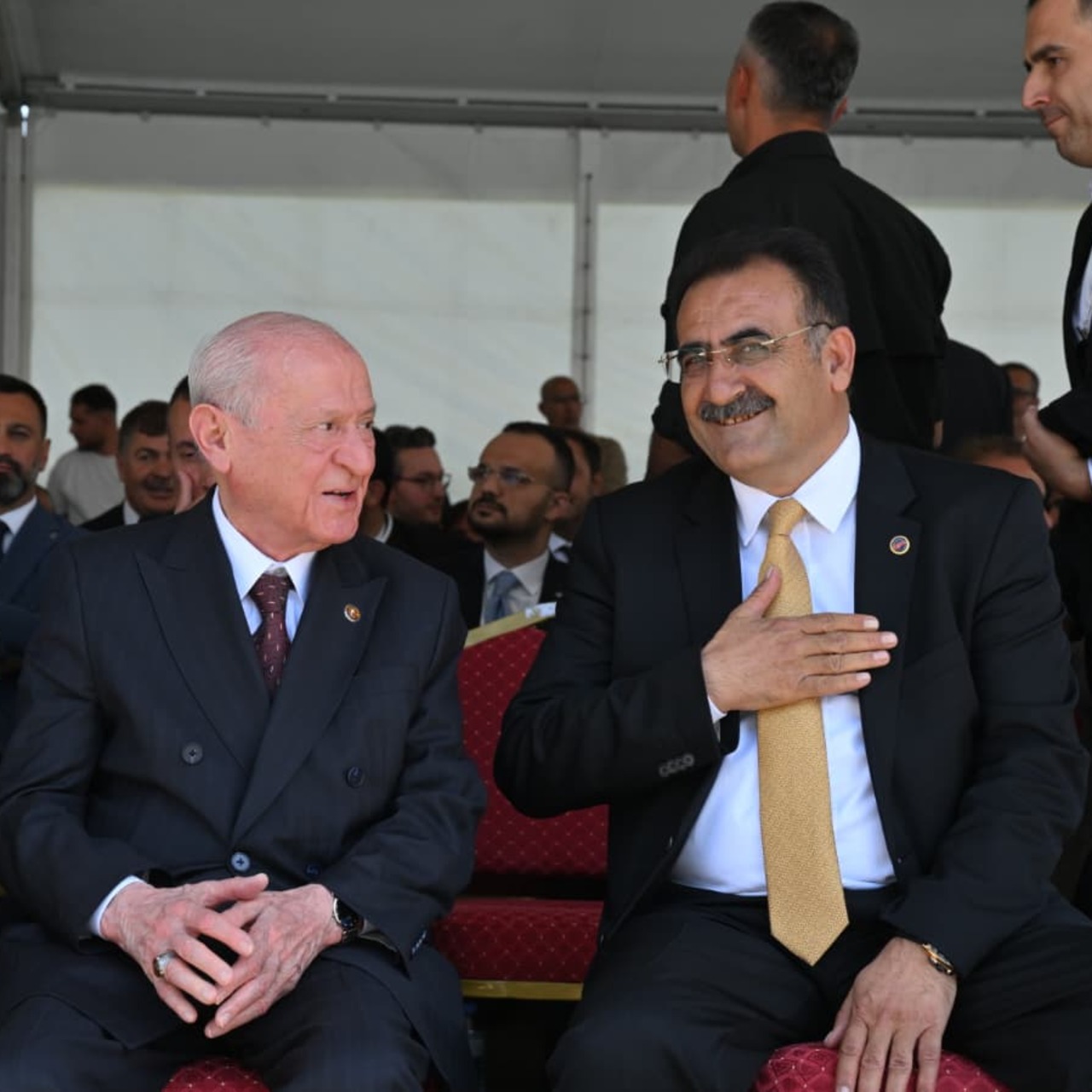 "Sayın Bahçeli ile sadece barışı konuştuk"