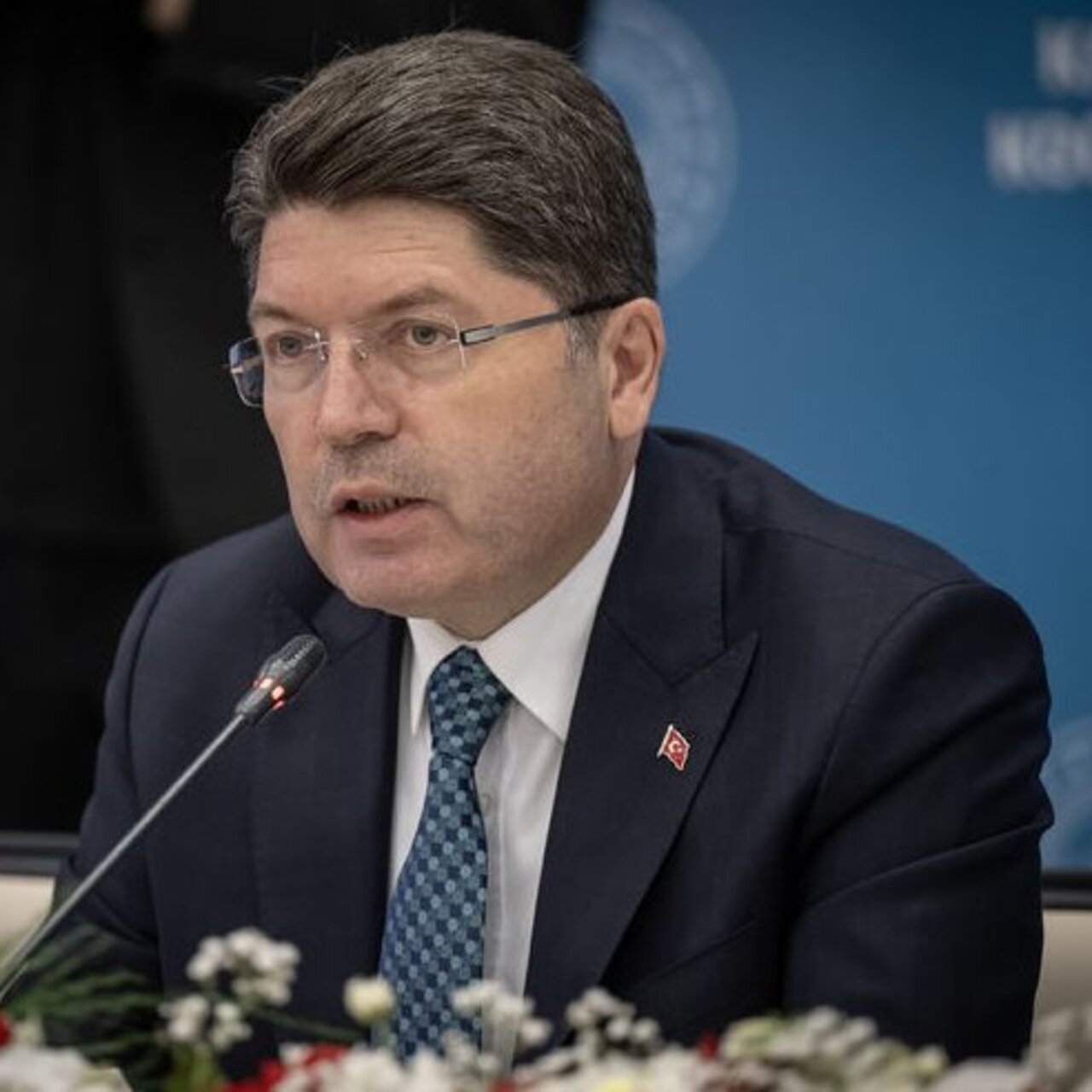 Bakan Tunç'tan Özel'e yanıt