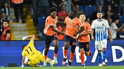 Başakşehir, Universitatea Craiova karşısında!