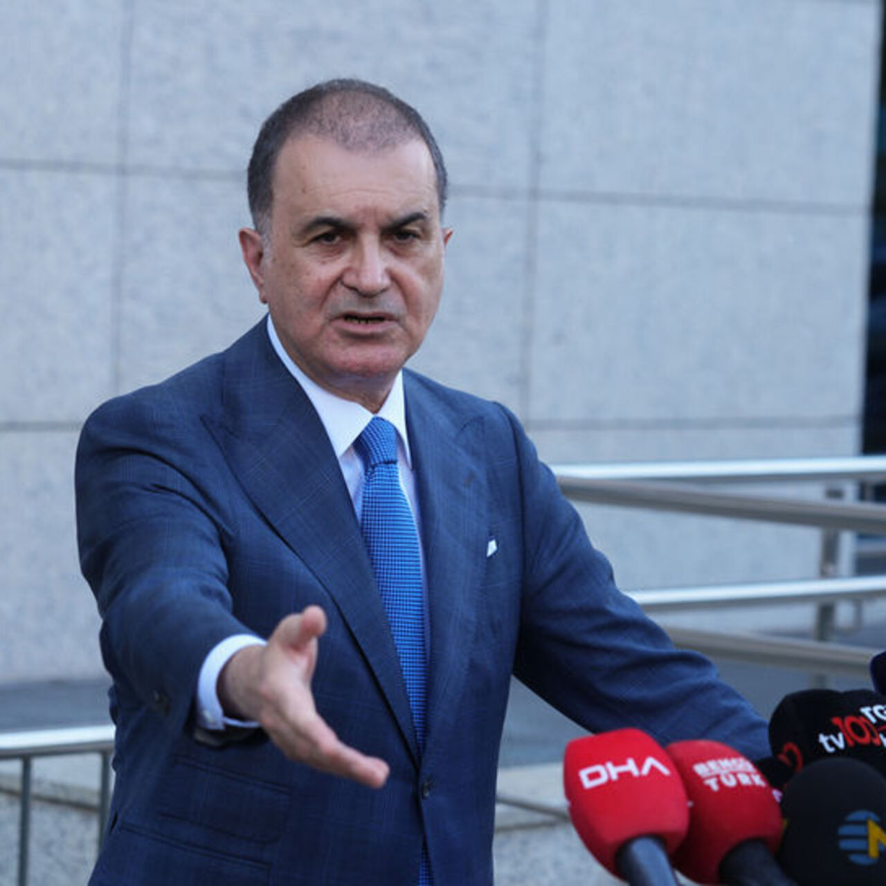 Çelik'ten Özel'e: Kabul edilemez