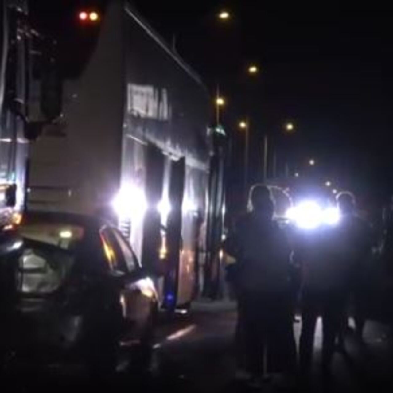 Ayvalık'ta zincirleme kaza: 1 ölü, 3 yaralı