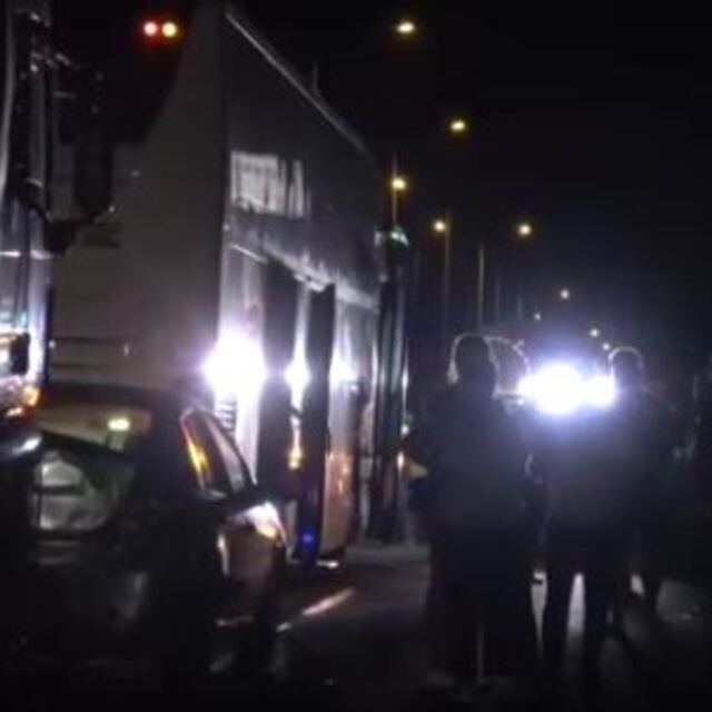 Ayvalık'ta zincirleme kaza: 1 ölü, 3 yaralı