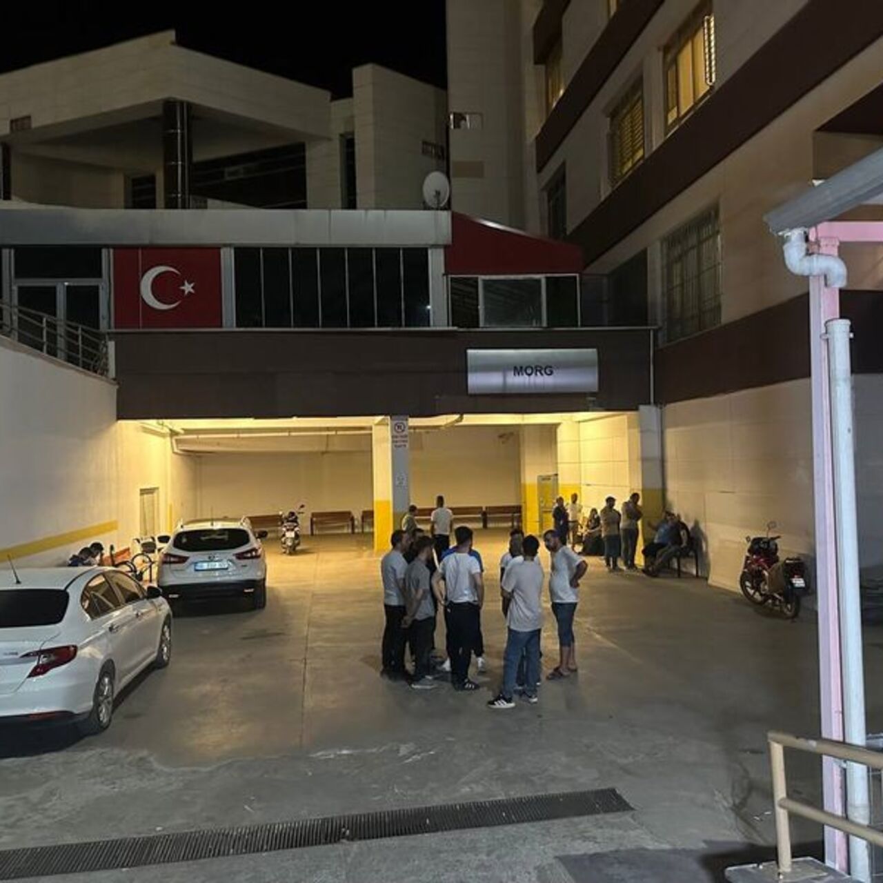 Emniyet binasında şüpheli ölüm!