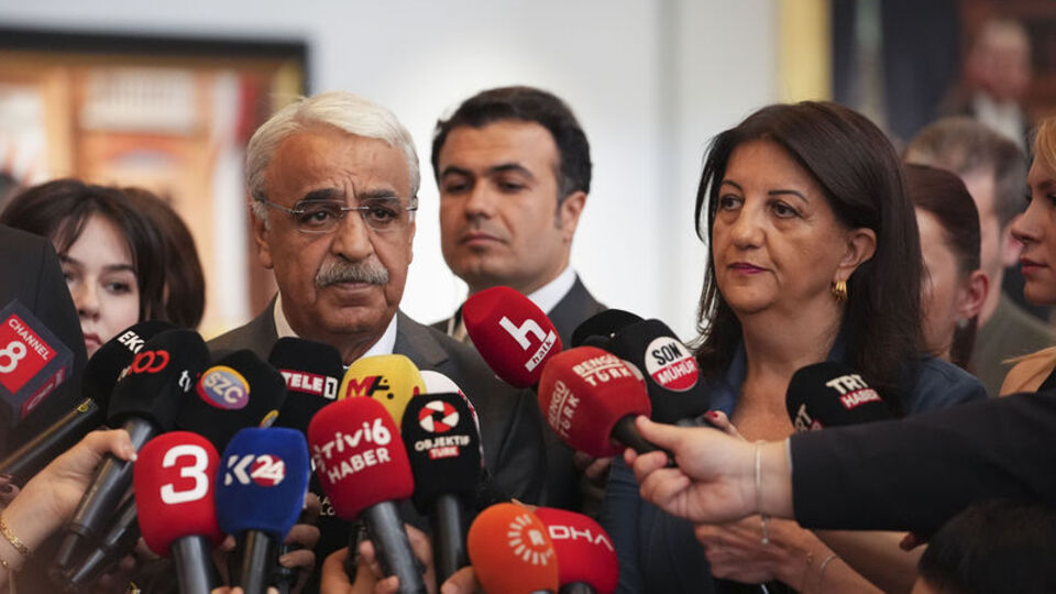 İmralı Heyeti'nden Öcalan açıklaması