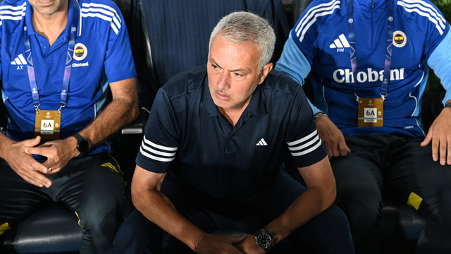 'Special One' dibi gördü!