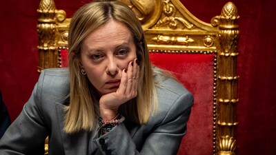 Fotoğrafları +18 sitelere düştü