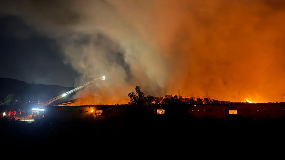 Boyahanede alevler yükseldi