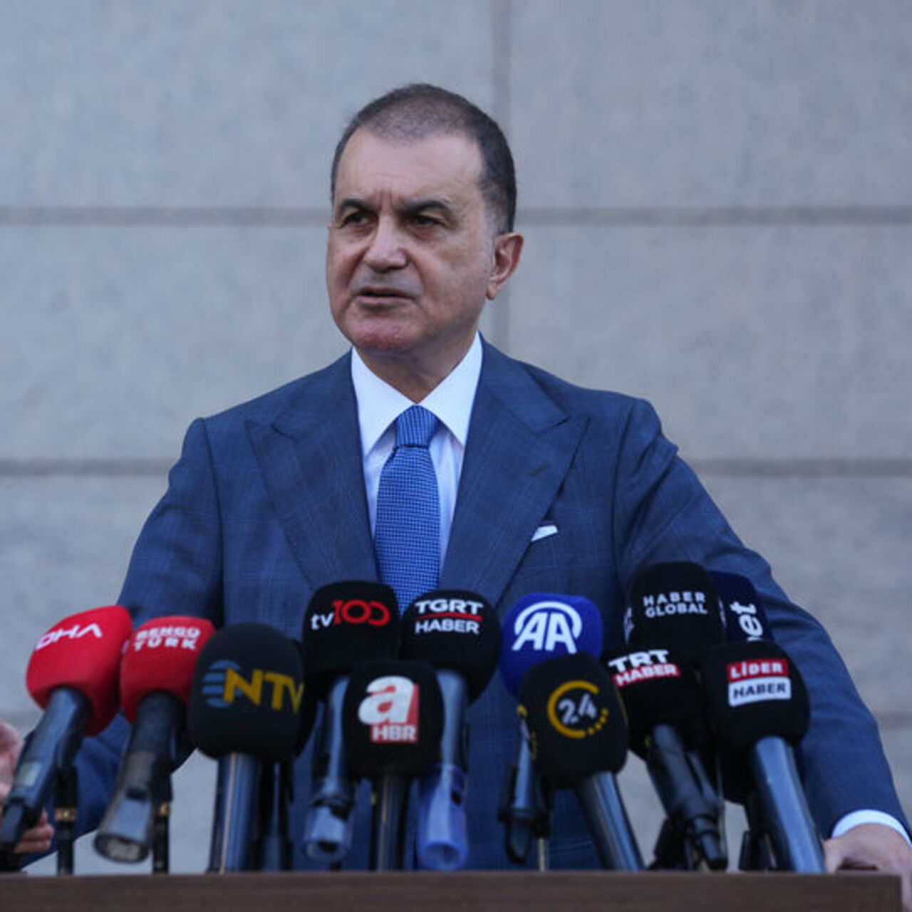 Çelik: ABD'nin Mahmud Abbas kararı adaletsiz