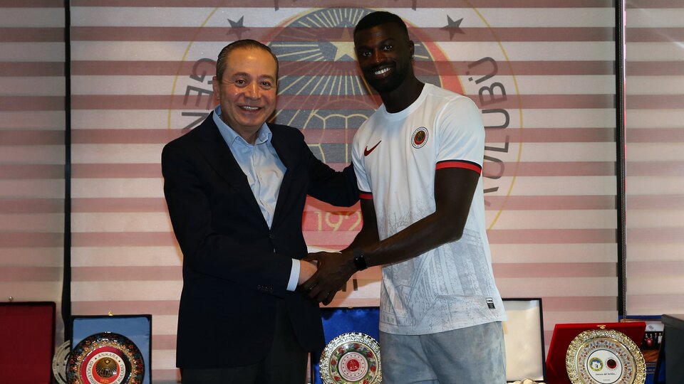 M'Baye Niang, Gençlerbirliği'nde!