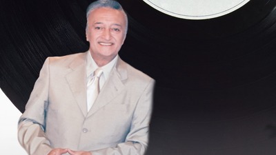 Ömür Göksel'den 'How I Love You'