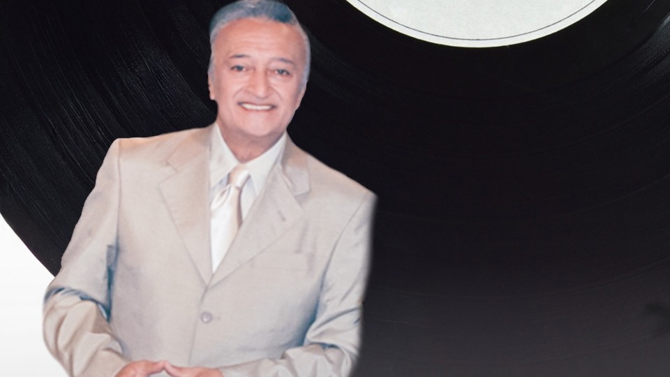 Ömür Göksel'den 'How I Love You'