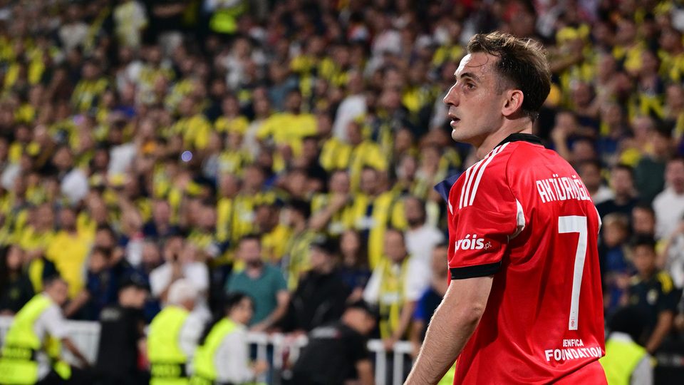 Kerem Aktürkoğlu Fenerbahçe için geliyor