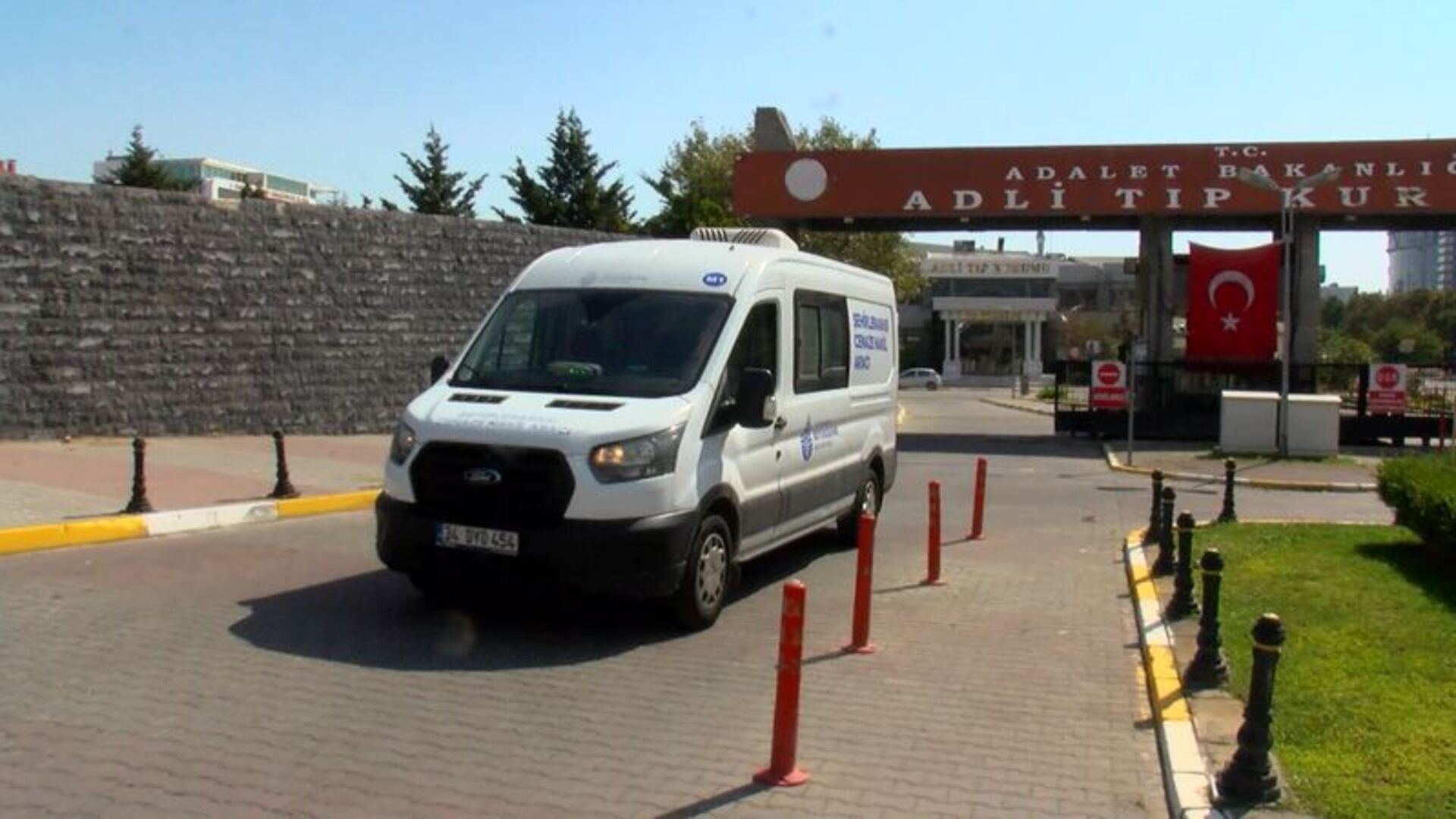 Eyüpsultan'da Dehşet Saçan Sokak Cinayeti: Silahlı Saldırıda Genç Hayatını Kaybetti!