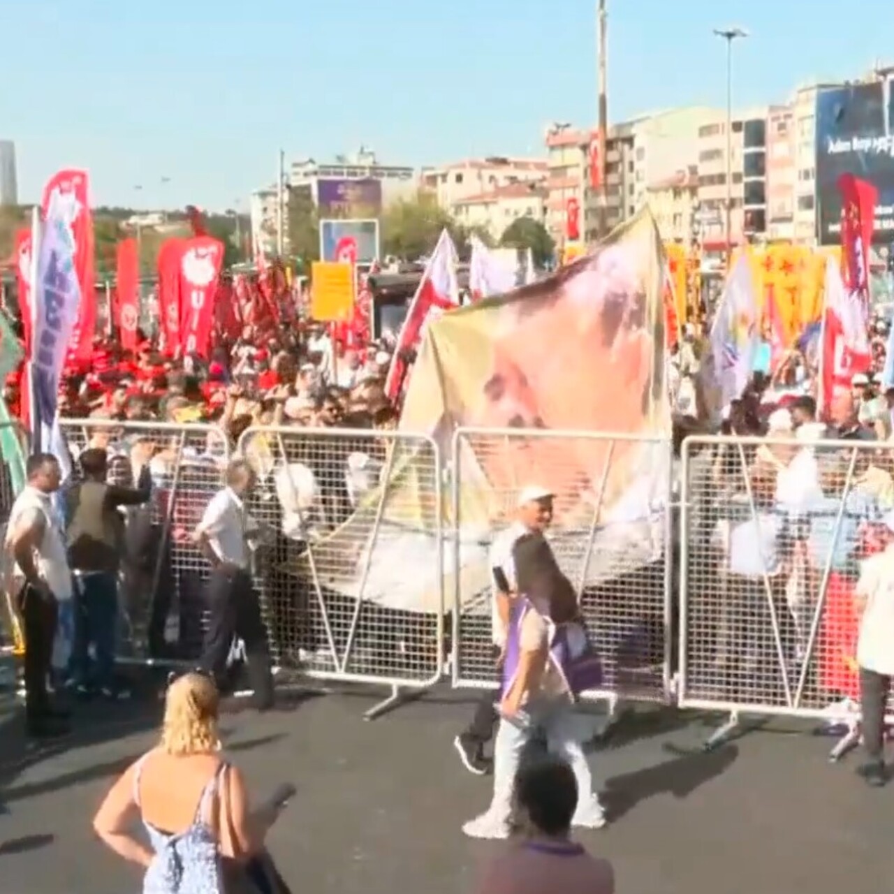 İstanbul'da Dünya Barış Günü mitingi