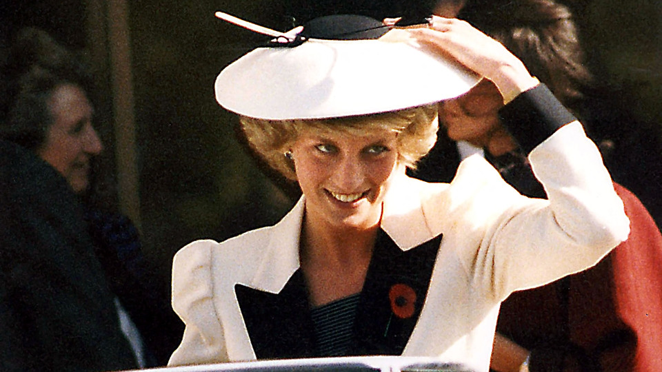 Diana'nın zaman kapsülü çıkarıldı