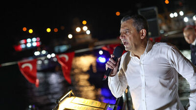 Özel, balıkçılara eşlik etti