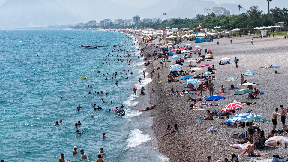 Bu illerde yağmur var! Sıcaklıklar mevsim normalleri üzerinde