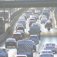 Uyum haftası başladı! Trafik yoğunlaştı