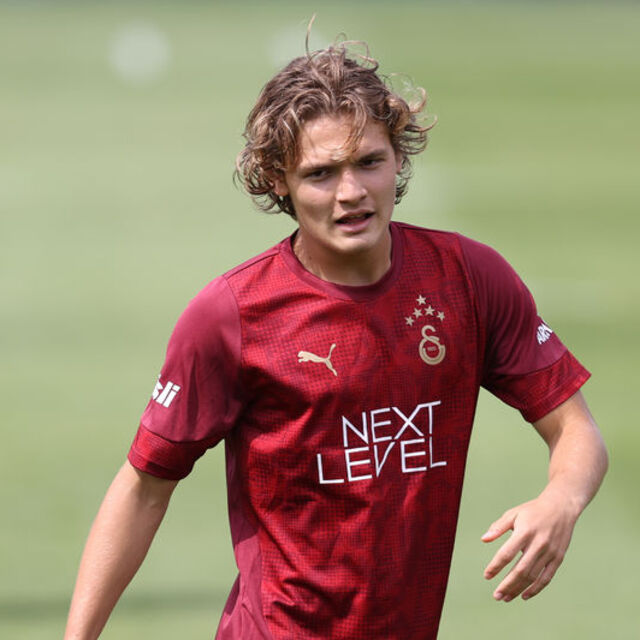 Efe Akman, İspanya 2. Lig ekibinde!