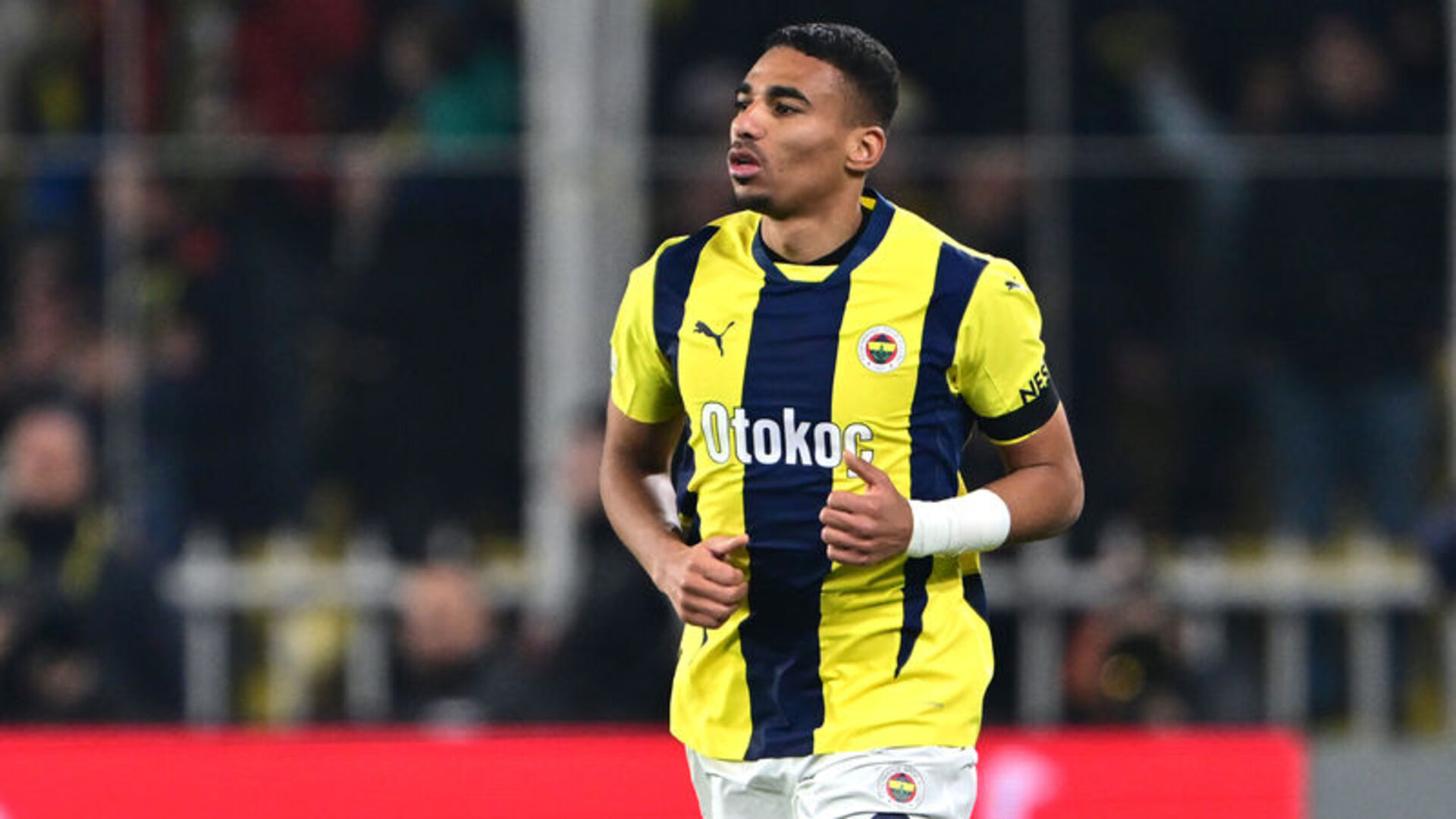 Beşiktaş'ta Transfer Bombası: Alexander Djiku İçin Görüşmelere Başlandı!