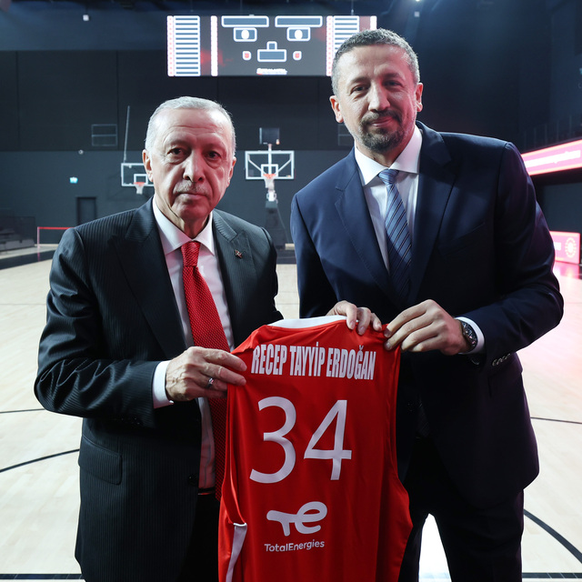 Cumhurbaşkanı Erdoğan'dan Türkoğlu'na tebrik telefonu