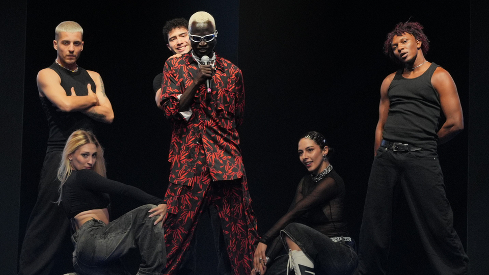 Kaya Godfrey'den 'Sus Lo'