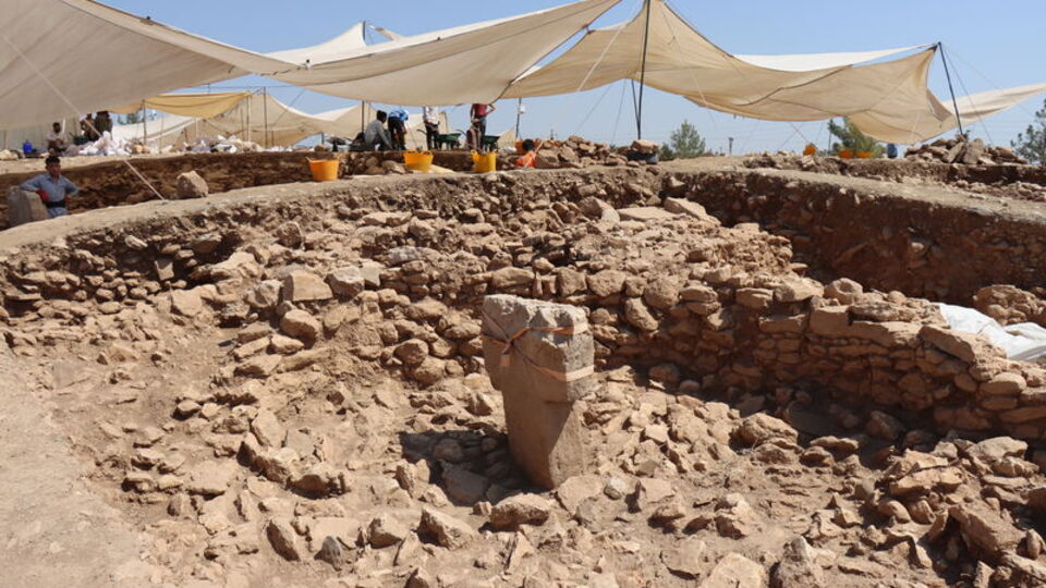 Sayburç'ta 50'den fazla neolitik yapı gün yüzüne çıkarıldı