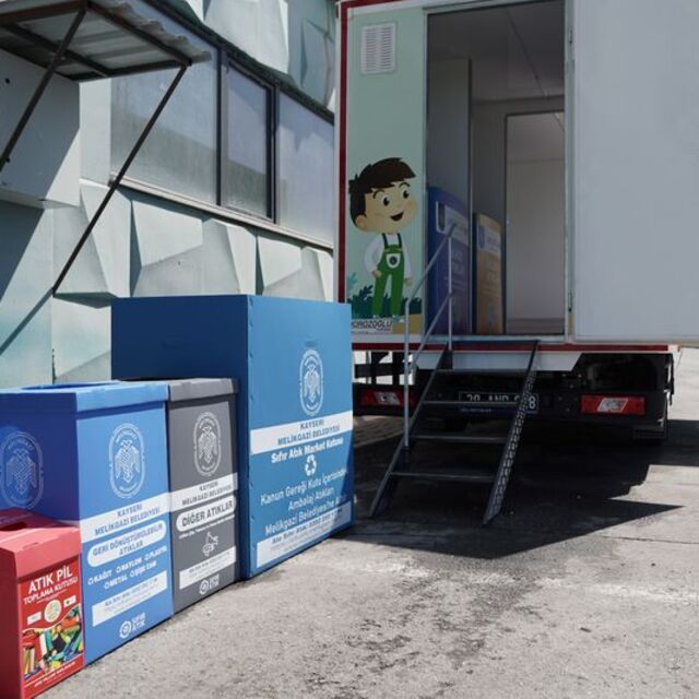 Melikgazi'den "Mobil Sıfır Atık Aracı"