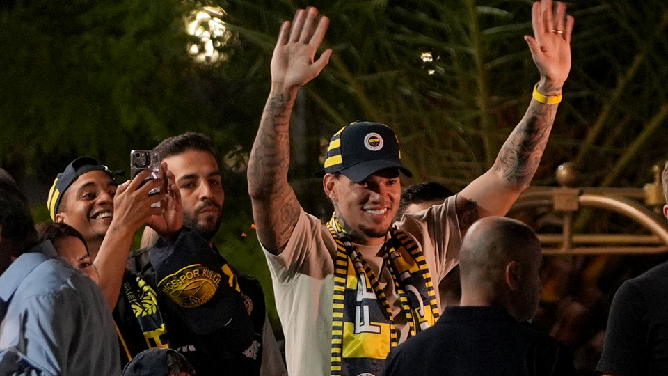 Fenerbahçe'nin 10. yabancı kalecisi Ederson!