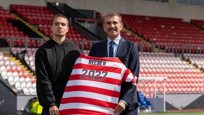 Rüştü Reçber'in oğlu İskoçya'ya transfer oldu!