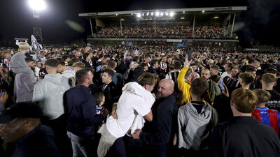 Manchester United'ı eleyen 4. Lig ekibine ceza!