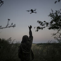 WSJ: Yapay zeka destekli dronlar Ukrayna'da kullanılmaya başladı