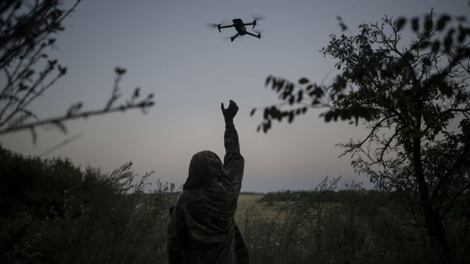 WSJ: Yapay zeka destekli dronlar Ukrayna'da kullanılmaya başladı