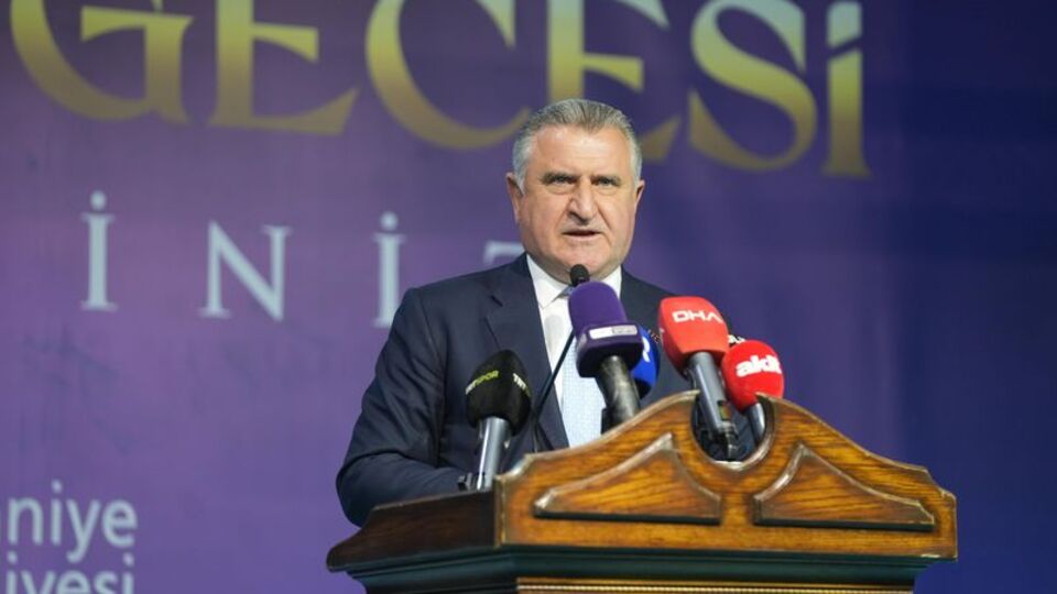 "Türkiye bir spor devrimi yaşamaktadır"