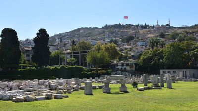 Smyrna'da dikkat çekici keşif!