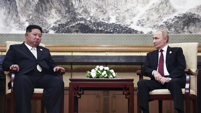 Putin ve Kim Pekin'de görüştü