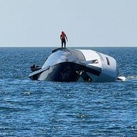 Lüks yat 15 dakikada battı