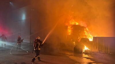 Uşak'ta tekstil fabrikasında yangın