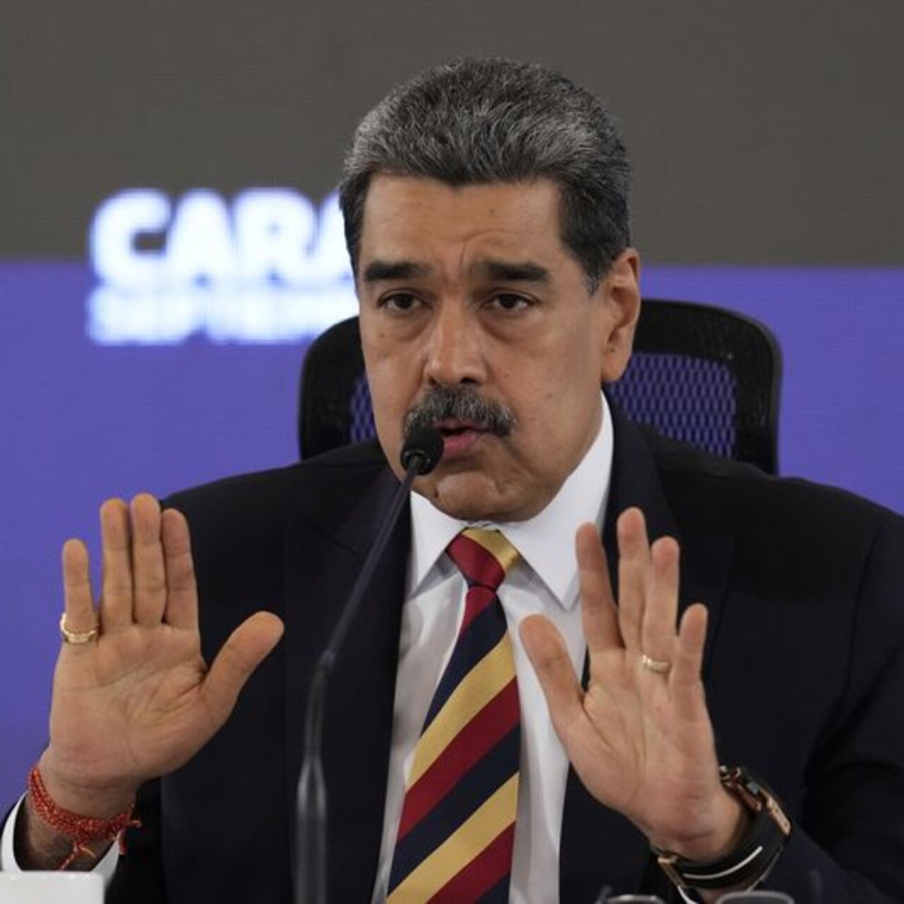 Maduro'dan ABD'ye "barış ve kararlılık" mesajı