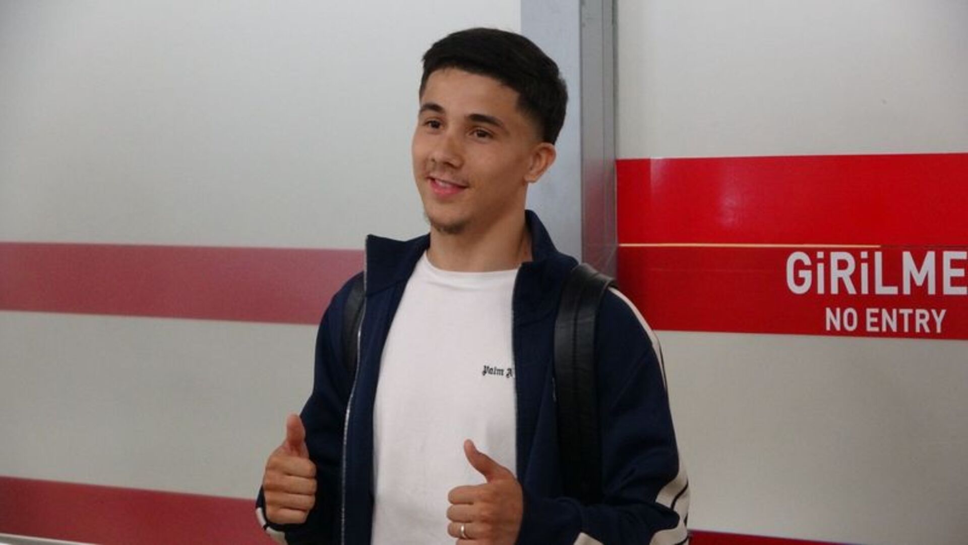 Bordo-Mavili Aileye Bomba Transfer! Benjamin Bouchouari: 'Taraftar Beni Çok Sevecek'