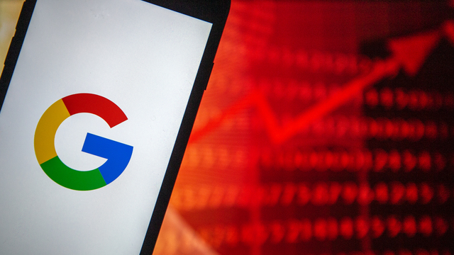 Dünyaca ünlü arama motoru Google çöktü!