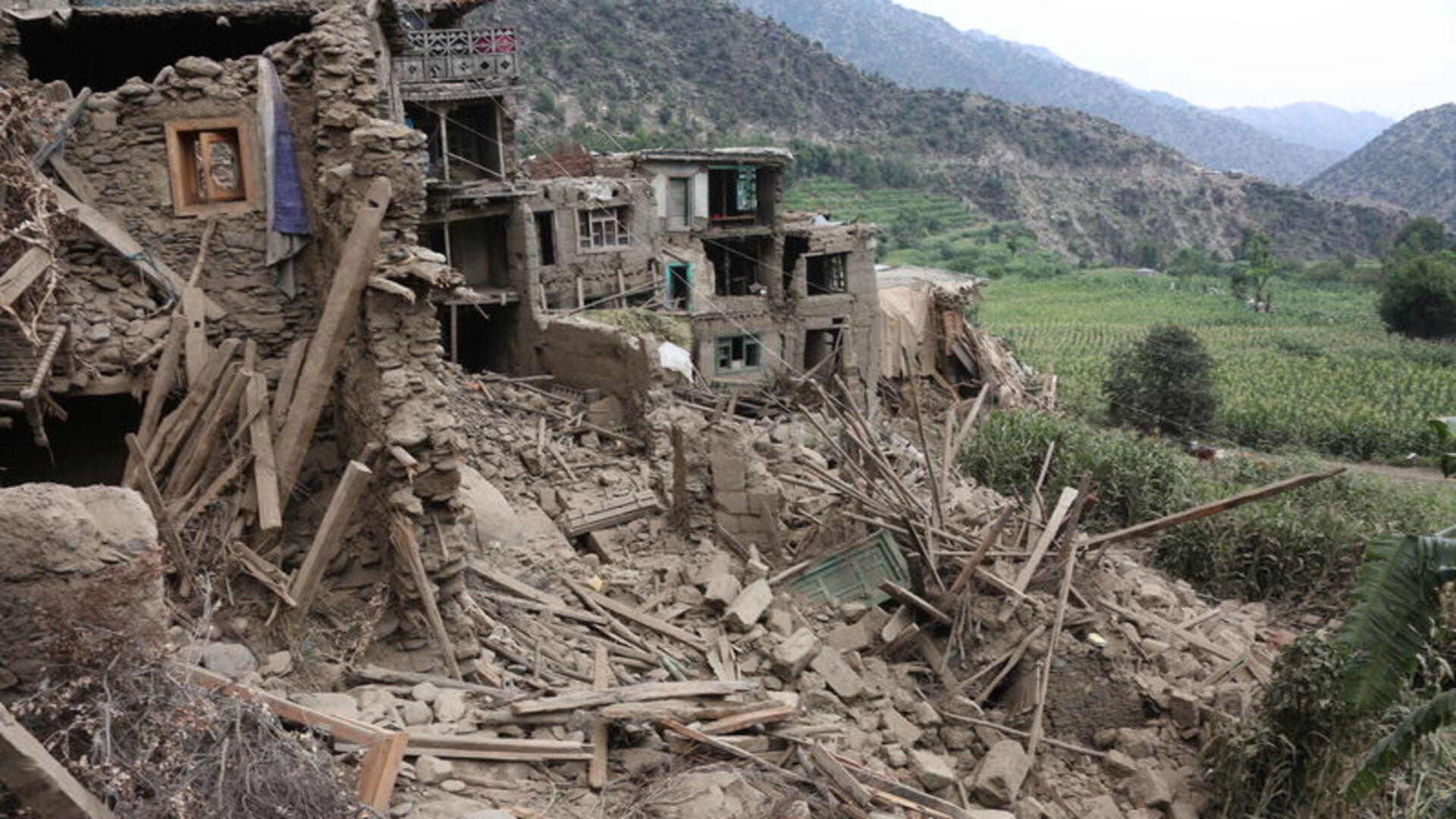 Afganistan'da meydana gelen depremde ölenlerin say…