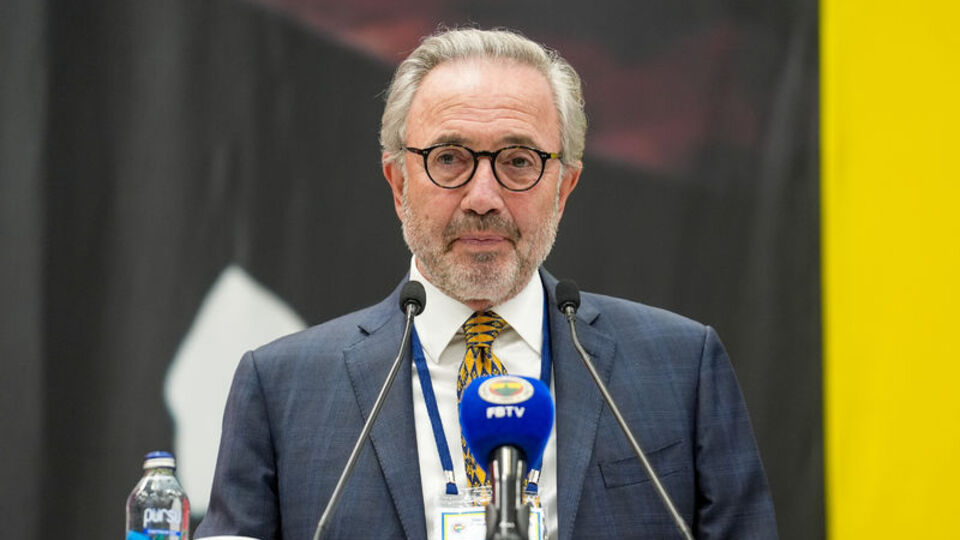 "F.Bahçe yeniden küllerinden doğdu!"