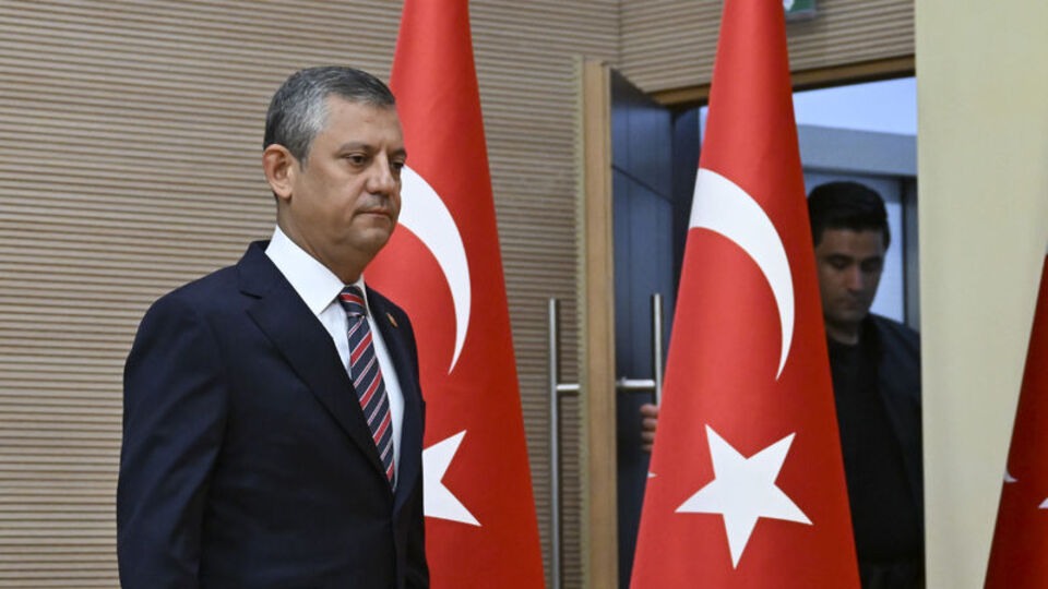 "İster bütün il yönetimlerine ister CHP'ye kayyum atasınlar..."