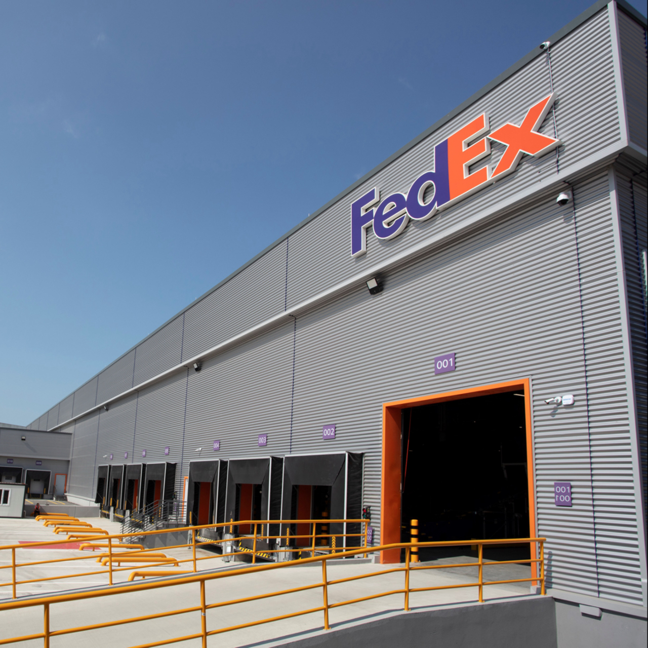 FedEx, İstanbul Havalimanı'nda yeni tesisini açtı